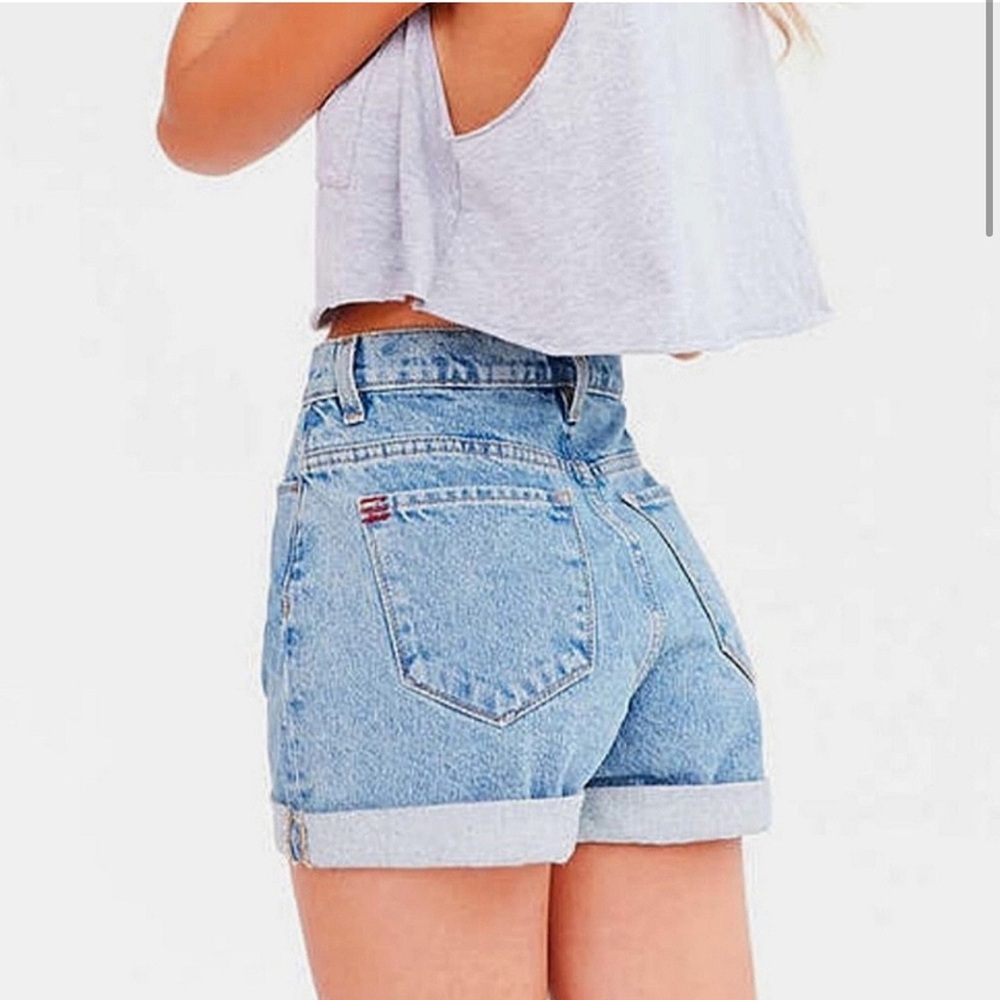 Bdg Urban Outfitters Women's High Rise Denim Mom Shorts Stretch Blue Size 28 - Picture 3 of 11